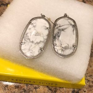 Kendra Scott Marble Grey White Silver Earrings